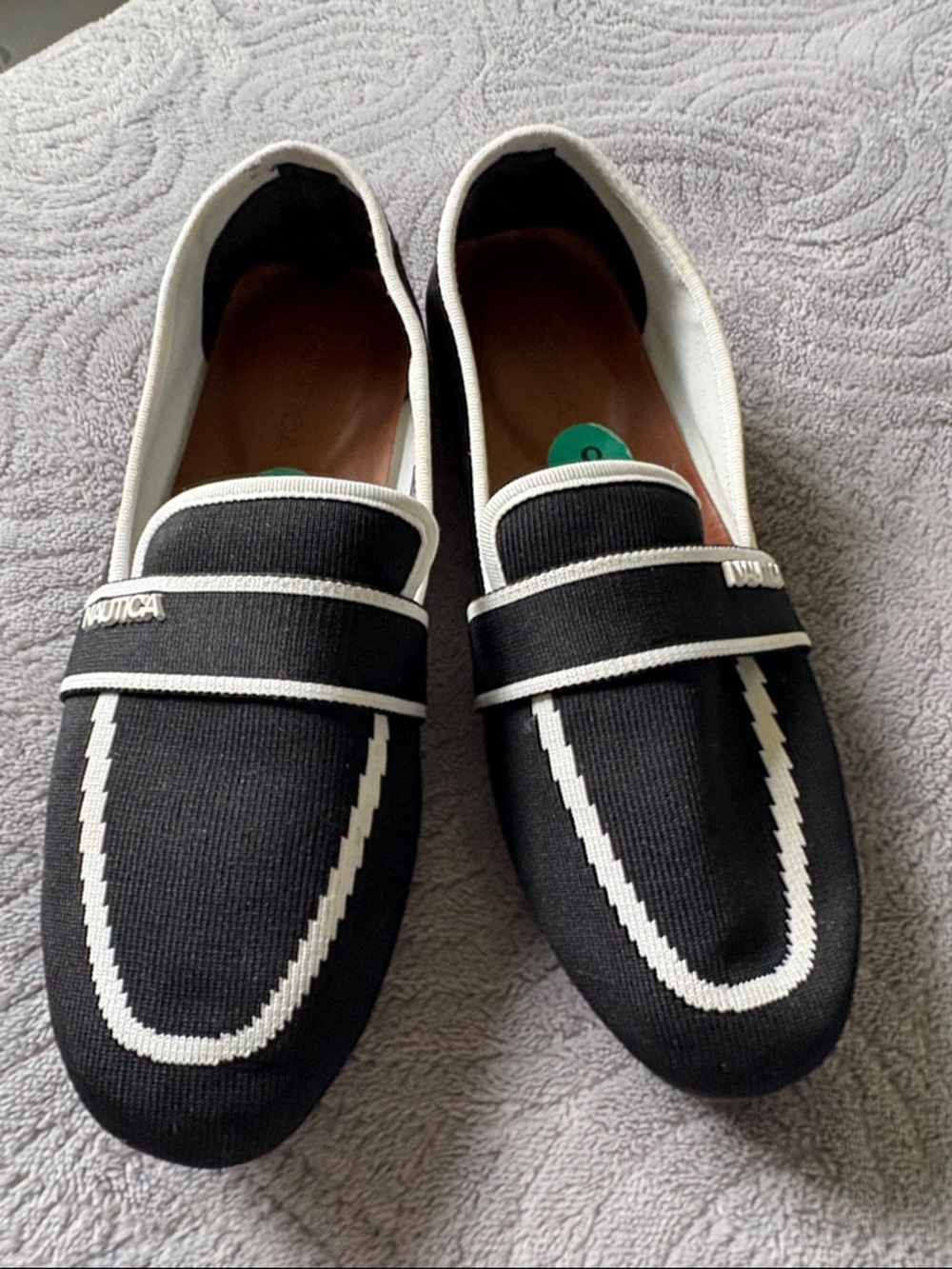 Brand New Nautica Stretch Loafer Women’s size 8.5 Black & White; Sz: 8 Like  New